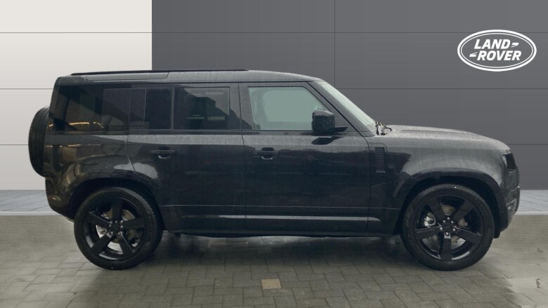 Land Rover Defender 3.0 D250 X-Dynamic HSE 110 5dr Auto Diesel Estate